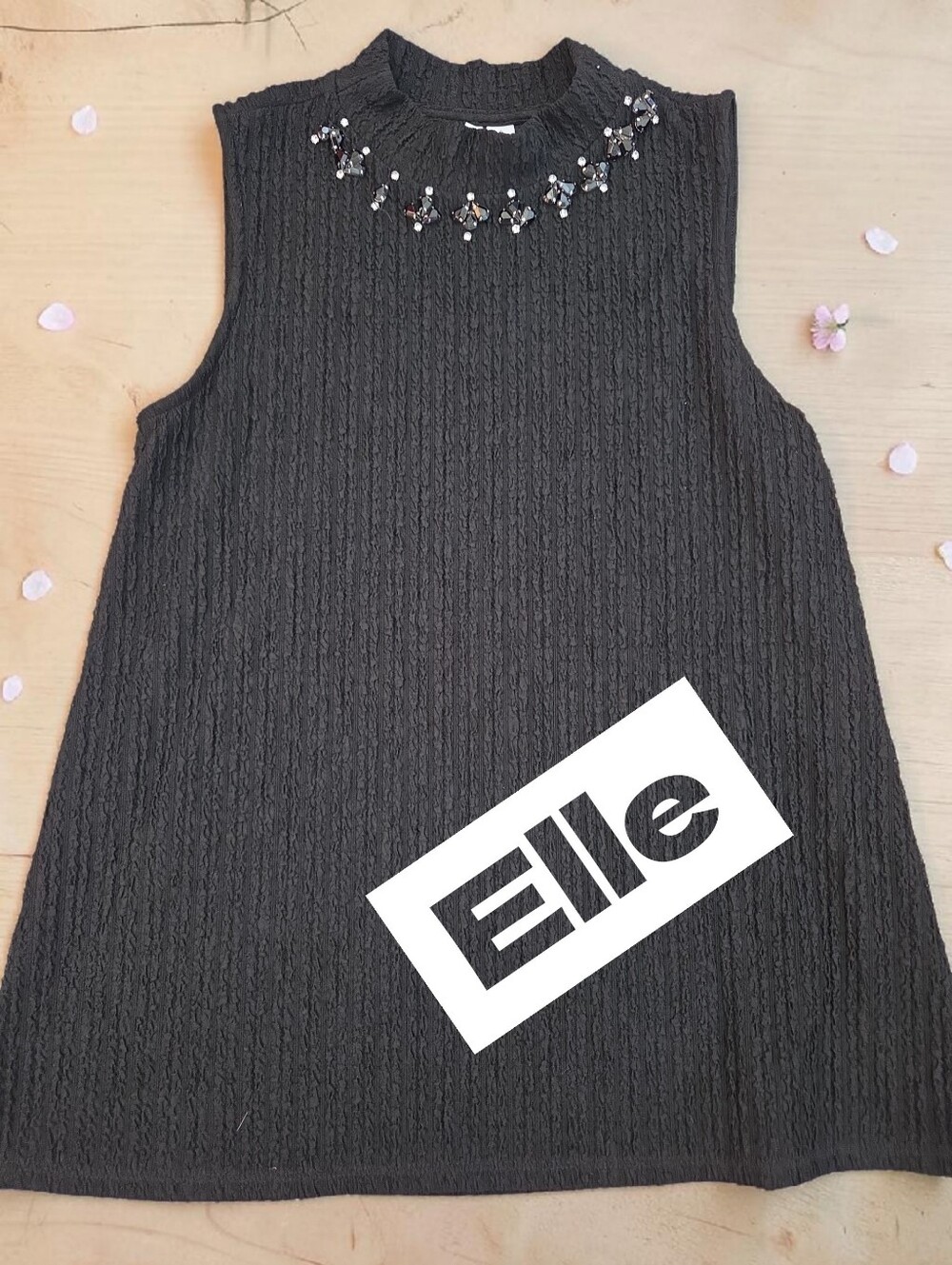 *1708 Elle  rhinestone mock sleevless shirt Women S